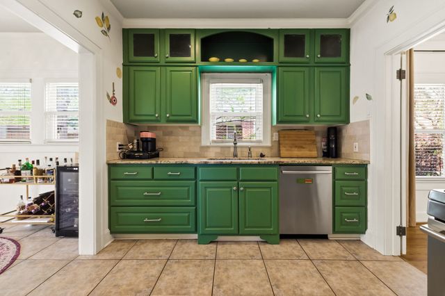 907 Monte Vista Drive, Dallas, TX 75223