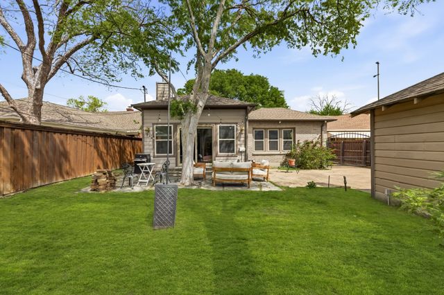 907 Monte Vista Drive, Dallas, TX 75223