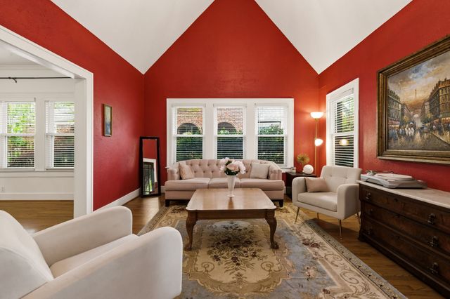 907 Monte Vista Drive, Dallas, TX 75223