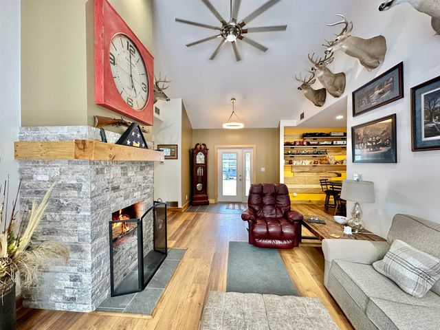 2144 N Jacobson Road, Suttons Bay, MI 49682