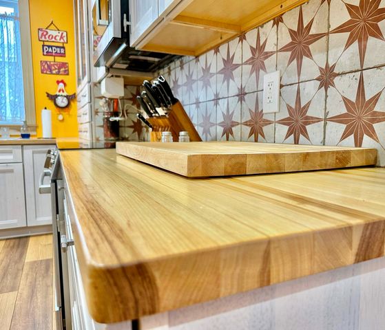 2144 N Jacobson Road, Suttons Bay, MI 49682