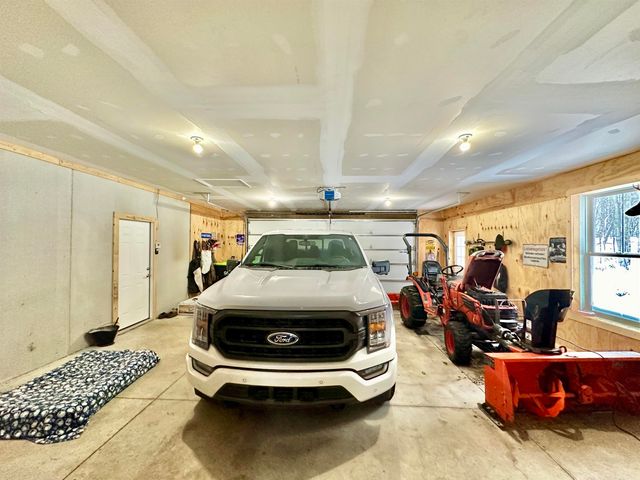 2144 N Jacobson Road, Suttons Bay, MI 49682