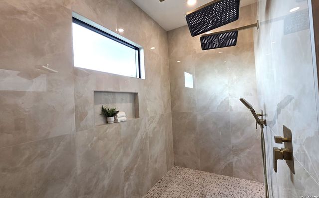 22824 LINWOOD RDG, San Antonio, TX 78255