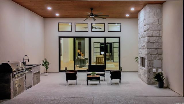 22824 LINWOOD RDG, San Antonio, TX 78255