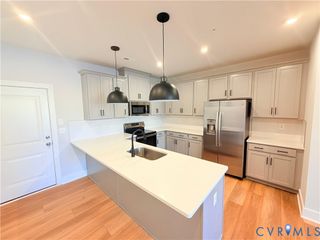 9687 Turning point Dr Unit#A, Glen Allen, VA 23059