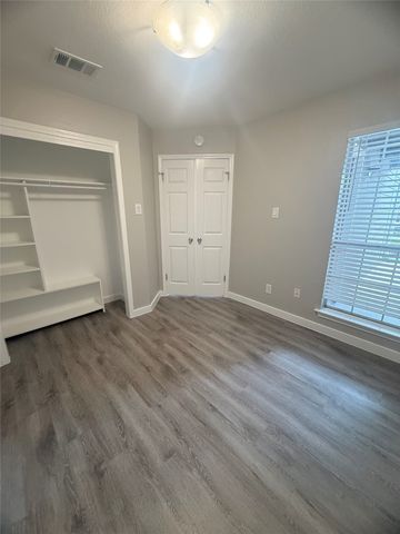 18333 Roehampton Drive 515, Dallas, TX 75252