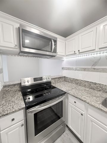 18333 Roehampton Drive 515, Dallas, TX 75252