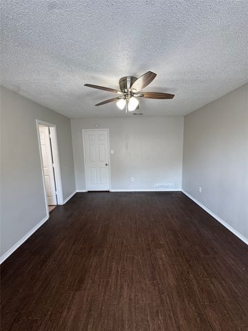 459 Little Valley Court, Fort Worth, TX 76108