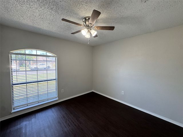 459 Little Valley Court, Fort Worth, TX 76108