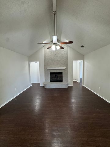 459 Little Valley Court, Fort Worth, TX 76108