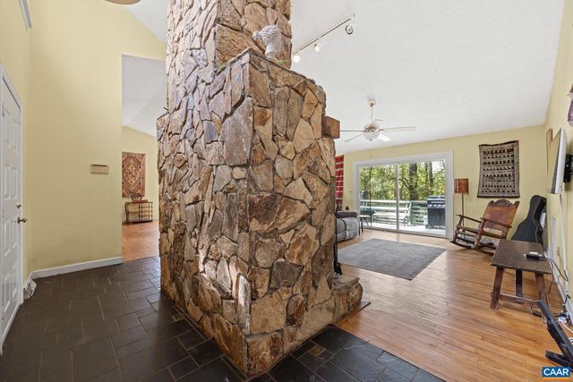 1880 NORTH PANTOPS DR, Charlottesville, VA 22911