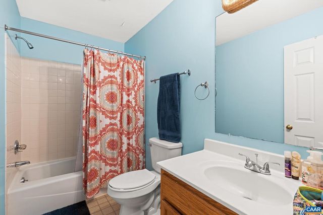 1880 NORTH PANTOPS DR, Charlottesville, VA 22911