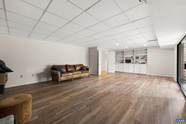 1880 NORTH PANTOPS DR, Charlottesville, VA 22911