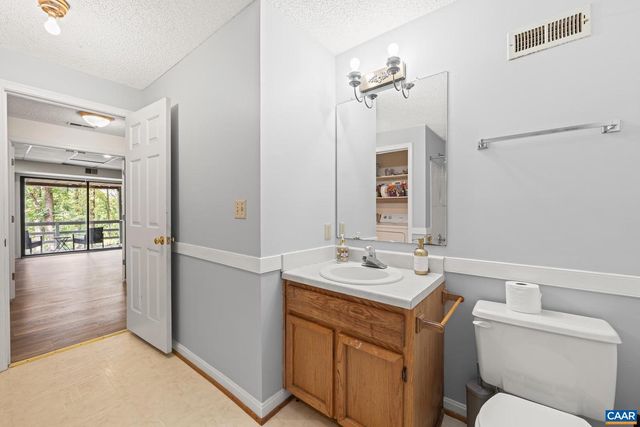 1880 NORTH PANTOPS DR, Charlottesville, VA 22911