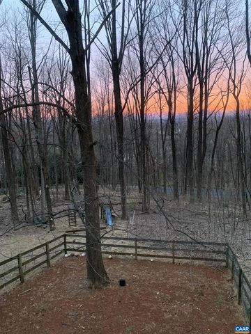 1880 NORTH PANTOPS DR, Charlottesville, VA 22911