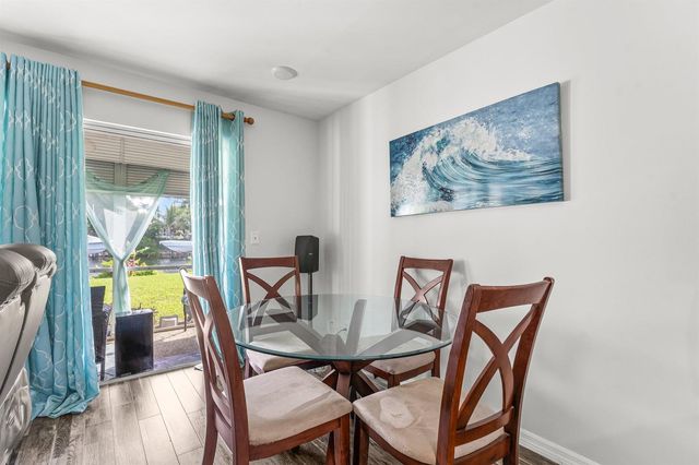 342 Southwind Drive 102, North Palm Beach, FL 33408