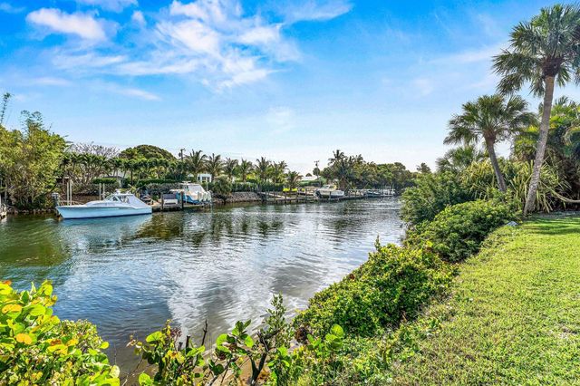 342 Southwind Drive 102, North Palm Beach, FL 33408