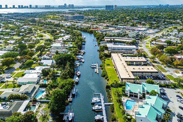 342 Southwind Drive 102, North Palm Beach, FL 33408
