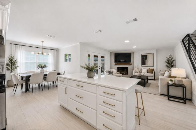 5718 Pine Arbor Drive, Houston, TX 77066