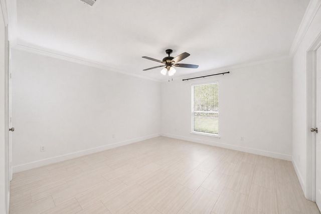 5718 Pine Arbor Drive, Houston, TX 77066