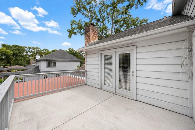 5718 Pine Arbor Drive, Houston, TX 77066