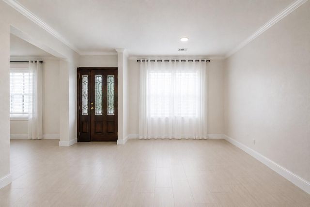 5718 Pine Arbor Drive, Houston, TX 77066