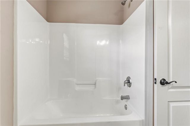 132 Saint Margrit Circle, Stockbridge, GA 30281