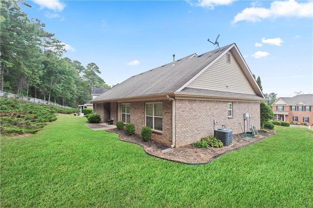 132 Saint Margrit Circle, Stockbridge, GA 30281