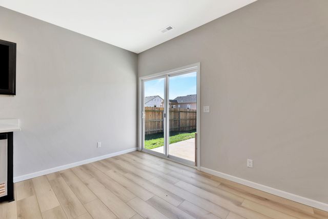 9149 Chris Ct, Bel Aire, KS 67226