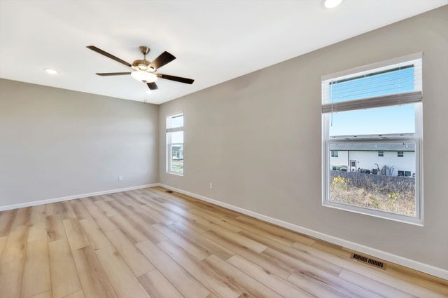 9149 Chris Ct, Bel Aire, KS 67226