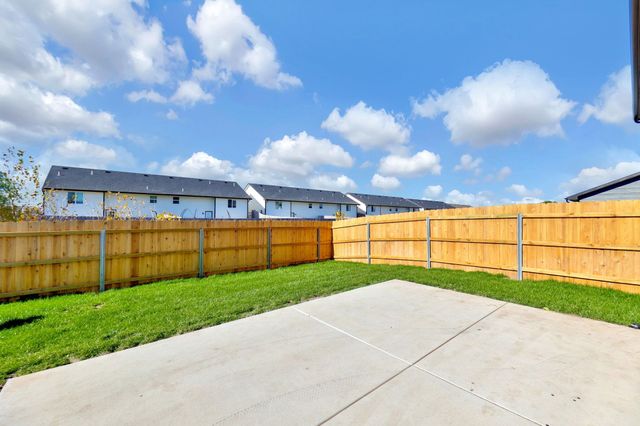 9149 Chris Ct, Bel Aire, KS 67226