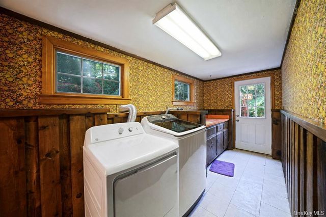 34 Gristmill Lane, Huntington, NY 11743