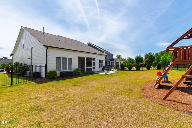 2805 High Plains Drive, Fuquay Varina, NC 27526