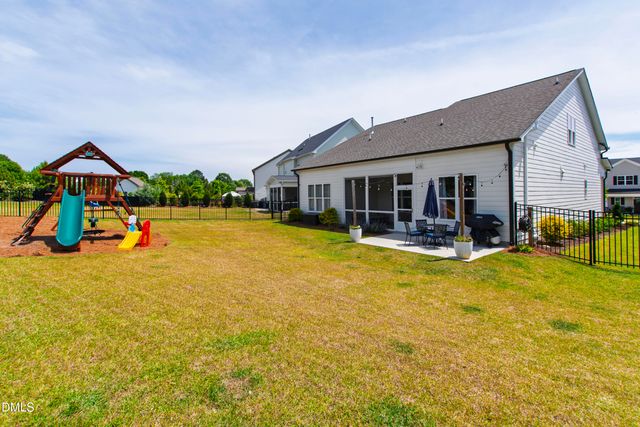 2805 High Plains Drive, Fuquay Varina, NC 27526