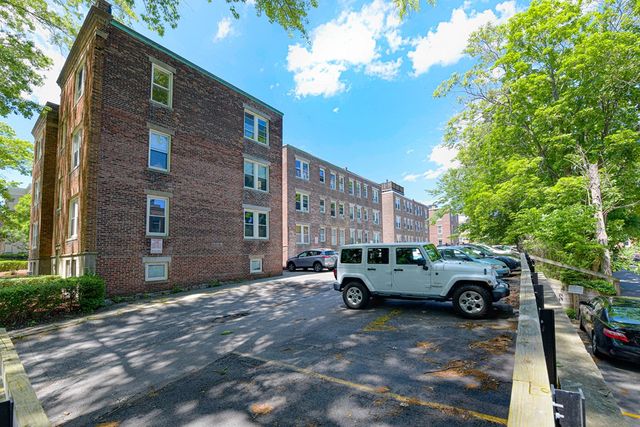 315 St Paul Unit 1, Brookline, MA 02446