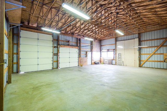 24 W Linden Street, Three Oaks, MI 49128
