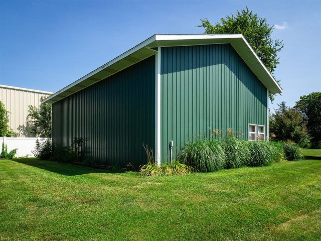 24 W Linden Street, Three Oaks, MI 49128