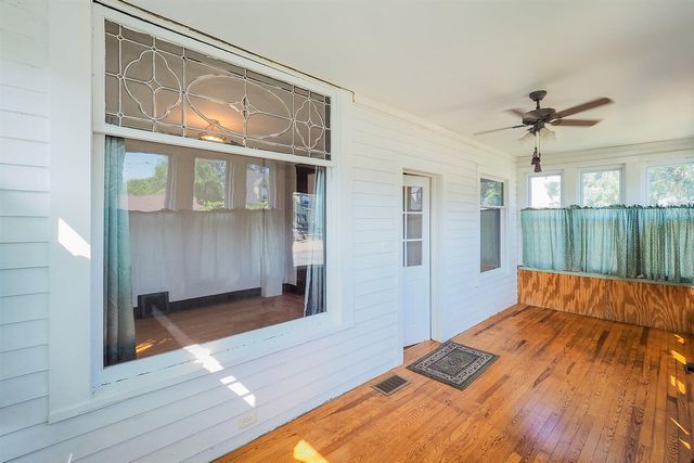 24 W Linden Street, Three Oaks, MI 49128