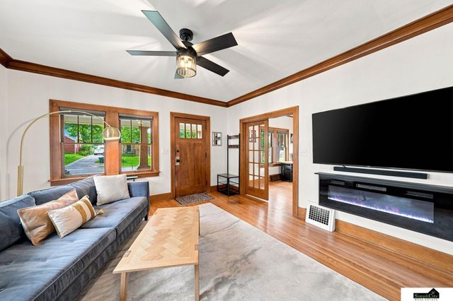 634 Washington Street, Lincoln, NE 68502