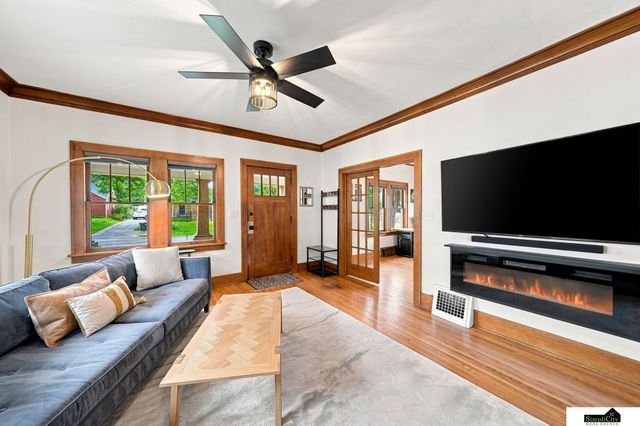 634 Washington Street, Lincoln, NE 68502