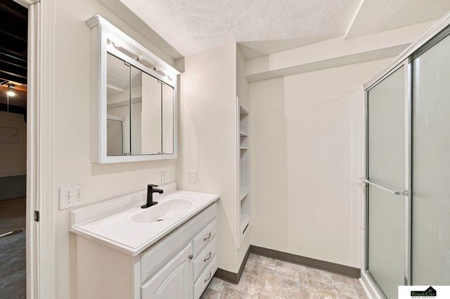 634 Washington Street, Lincoln, NE 68502
