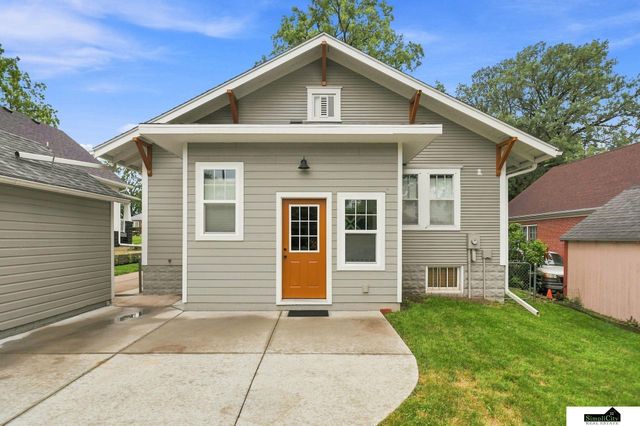 634 Washington Street, Lincoln, NE 68502