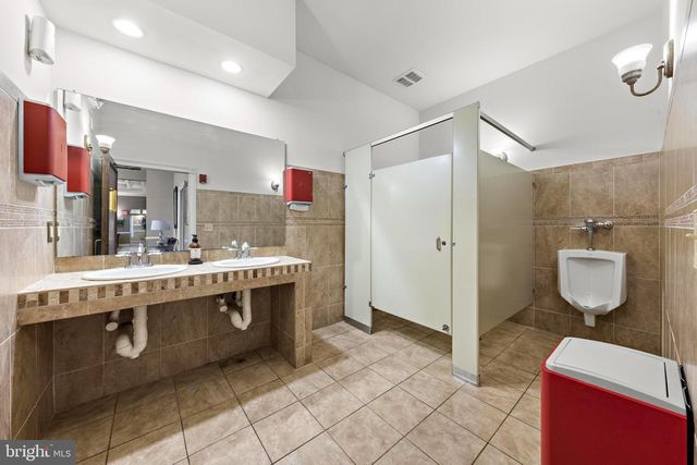 771 S MAIN STREET, West Creek, NJ 08092