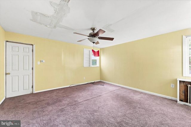 521 10TH AVE, Prospect Park, PA 19076