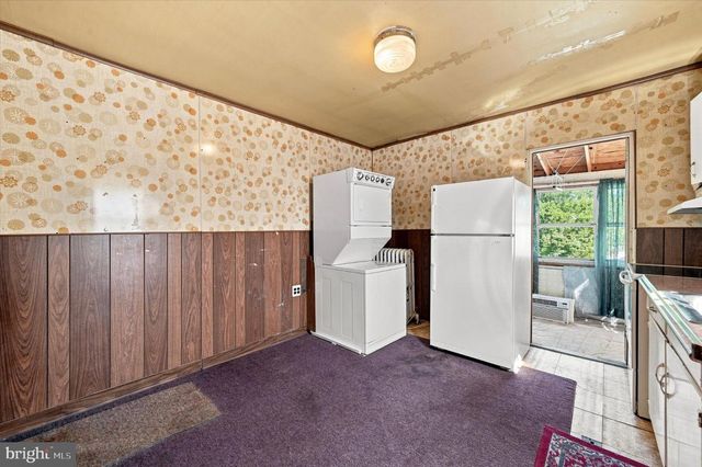 521 10TH AVE, Prospect Park, PA 19076