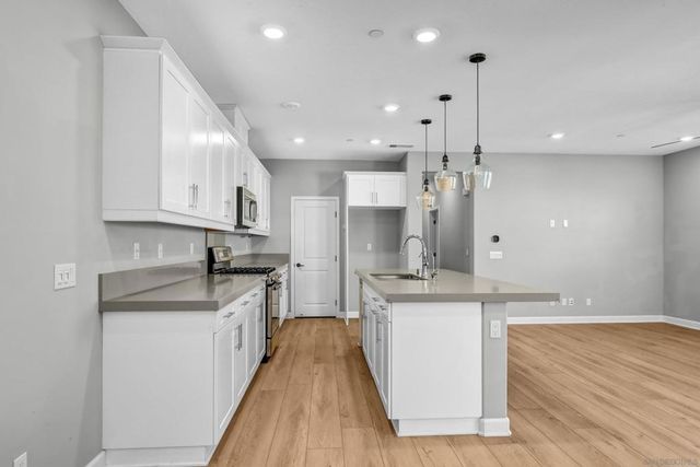 10849 Blake Way, San Diego, CA 92129