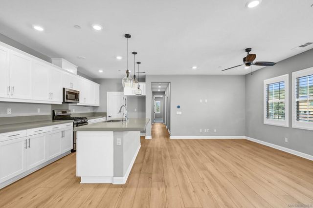 10849 Blake Way, San Diego, CA 92129