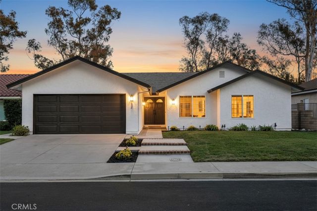21952 Esplendor, Mission Viejo, CA 92691