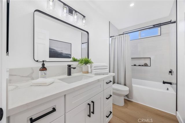 21952 Esplendor, Mission Viejo, CA 92691