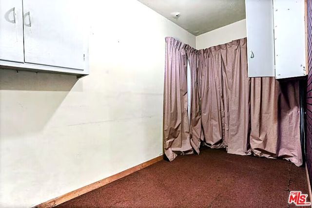 1108 E 84th Place, Los Angeles, CA 90001